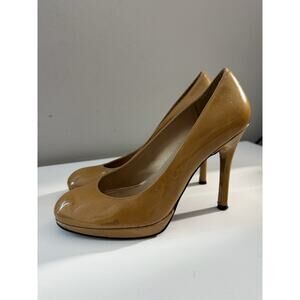 Stuart Weitzman 6 Beige Nude Patent Leather Pump High Heel Platswoon Round Toe